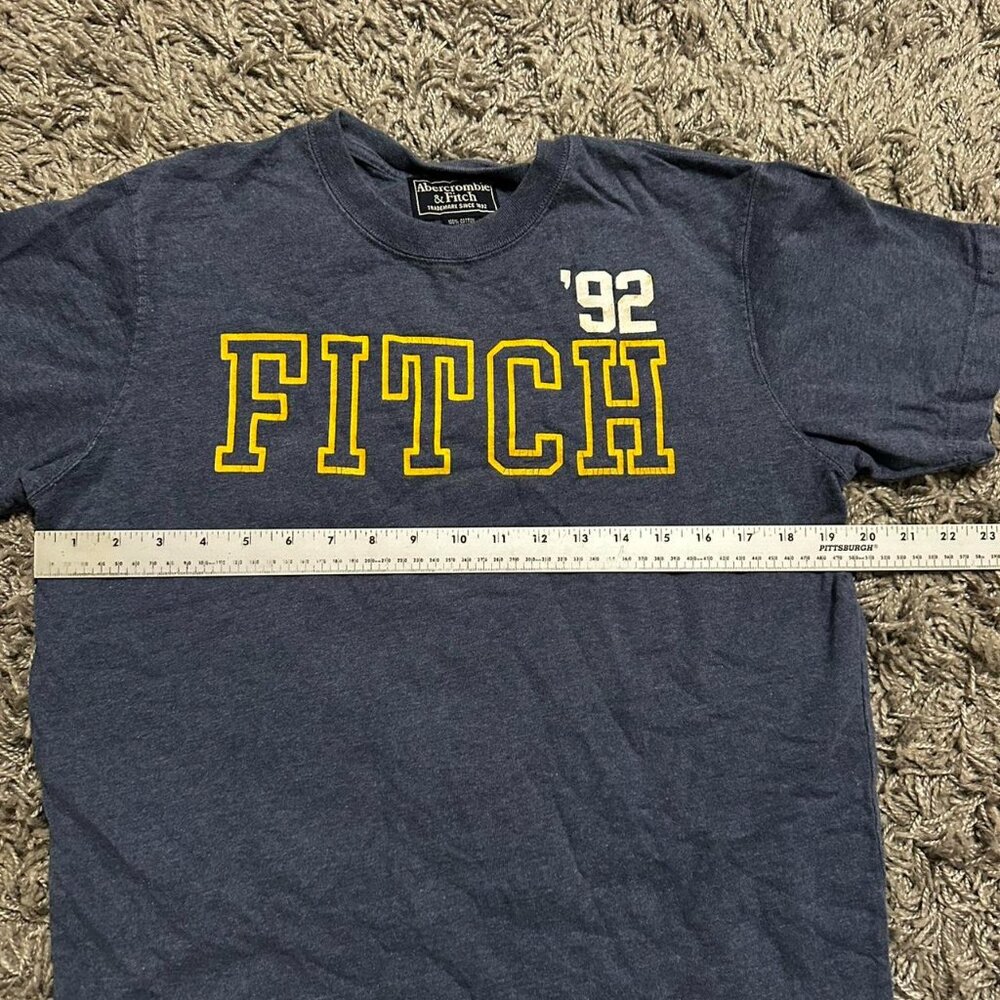 2000s Abercrombie and Fitch Graphic Logo Tee Size M - Picture 5 of 5